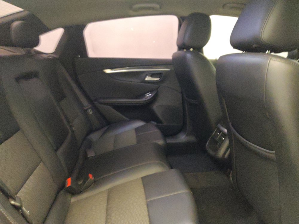 Used 2019 Chevrolet Impala LT FWD image 19