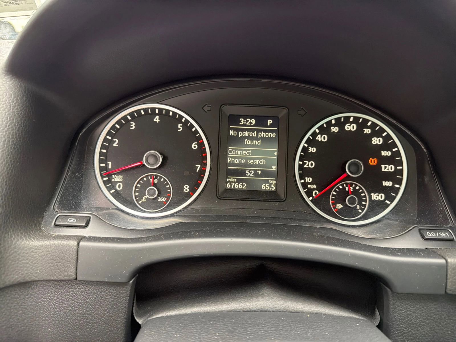 Used 2012 Volkswagen Tiguan S image 16