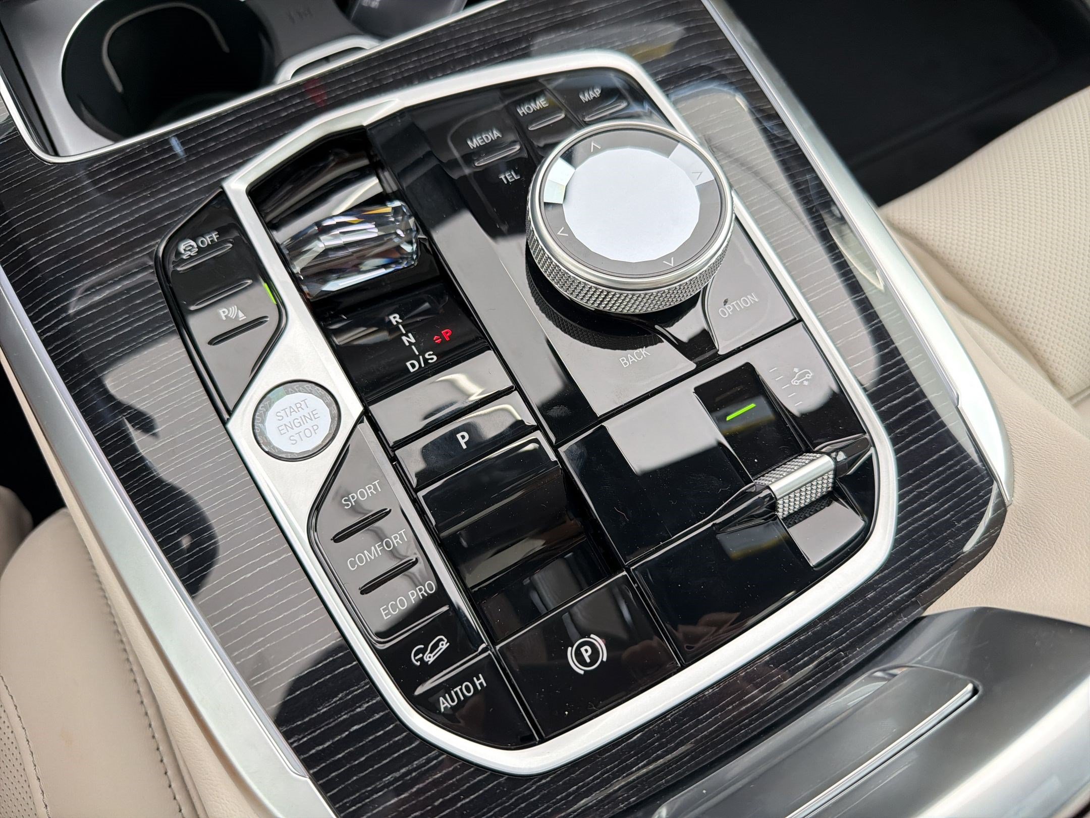 New 2027 BMW X7 M60i AWD/4WD image 19