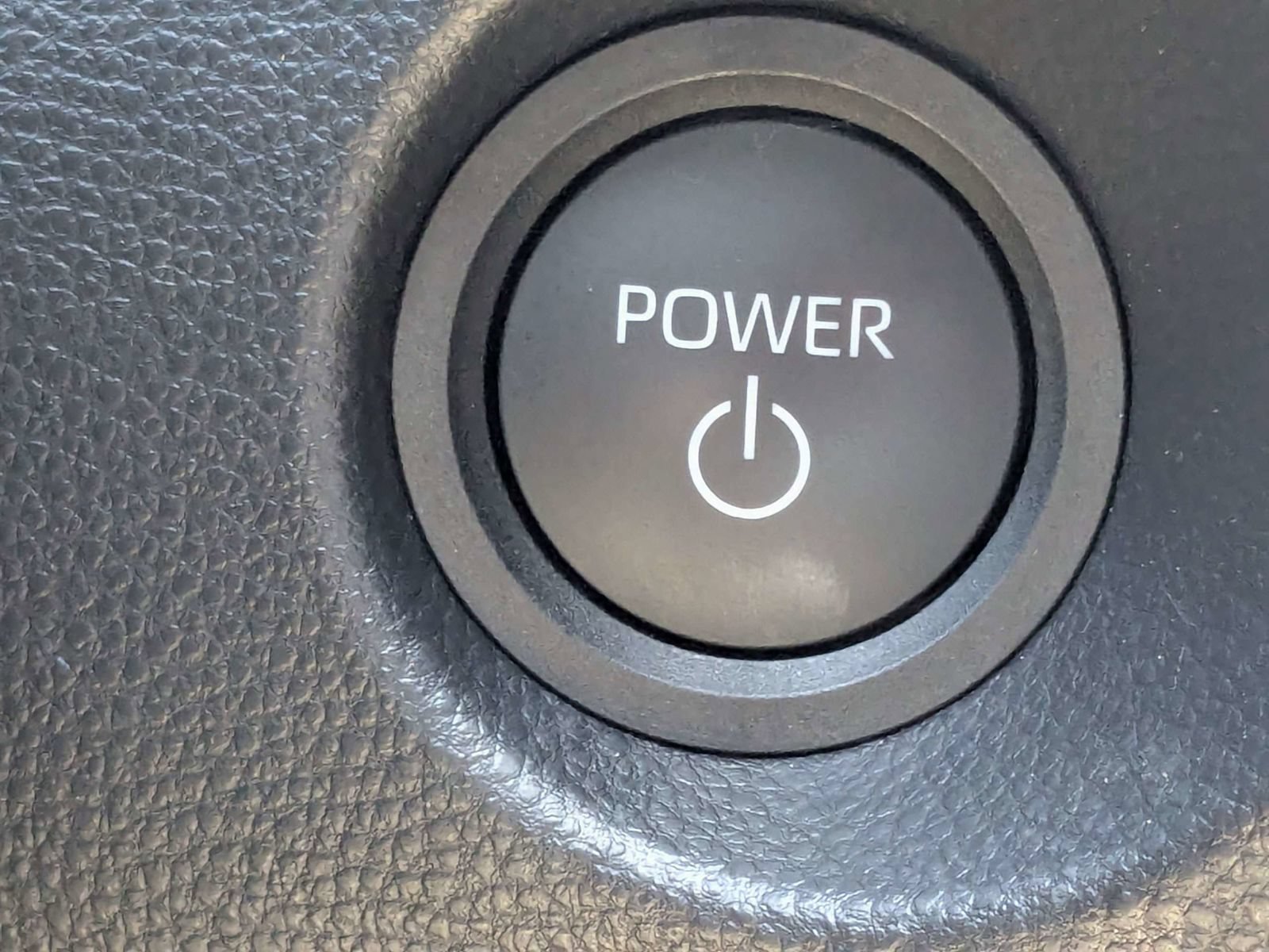 Used 2026 Toyota Corolla Cross AWD Hybrid w/ Moonroof Package image 32