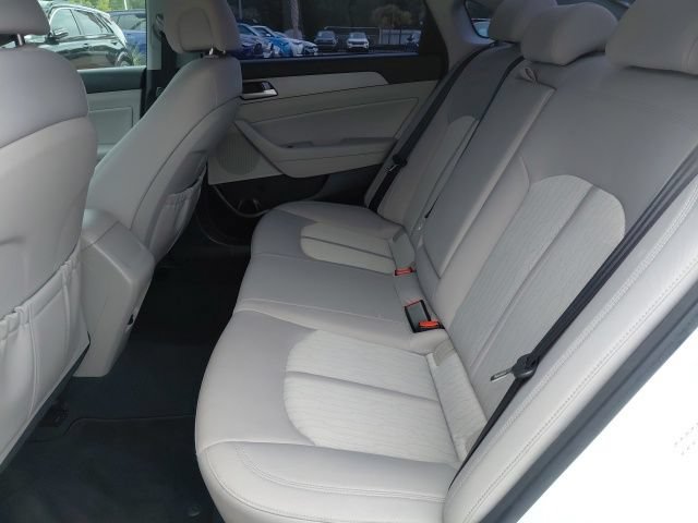Used 2016 Hyundai Sonata SE FWD image 22
