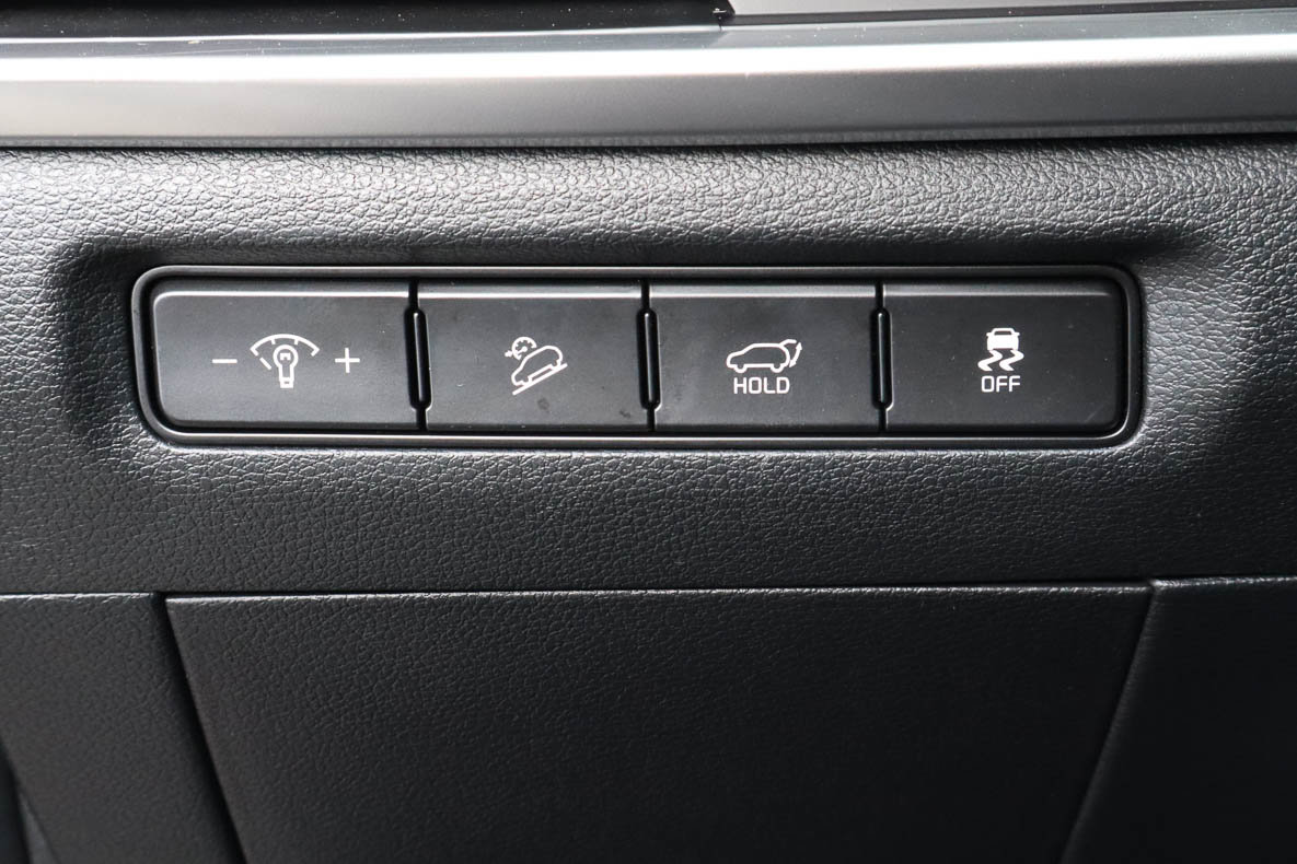 Used 2025 Kia Telluride S FWD image 15