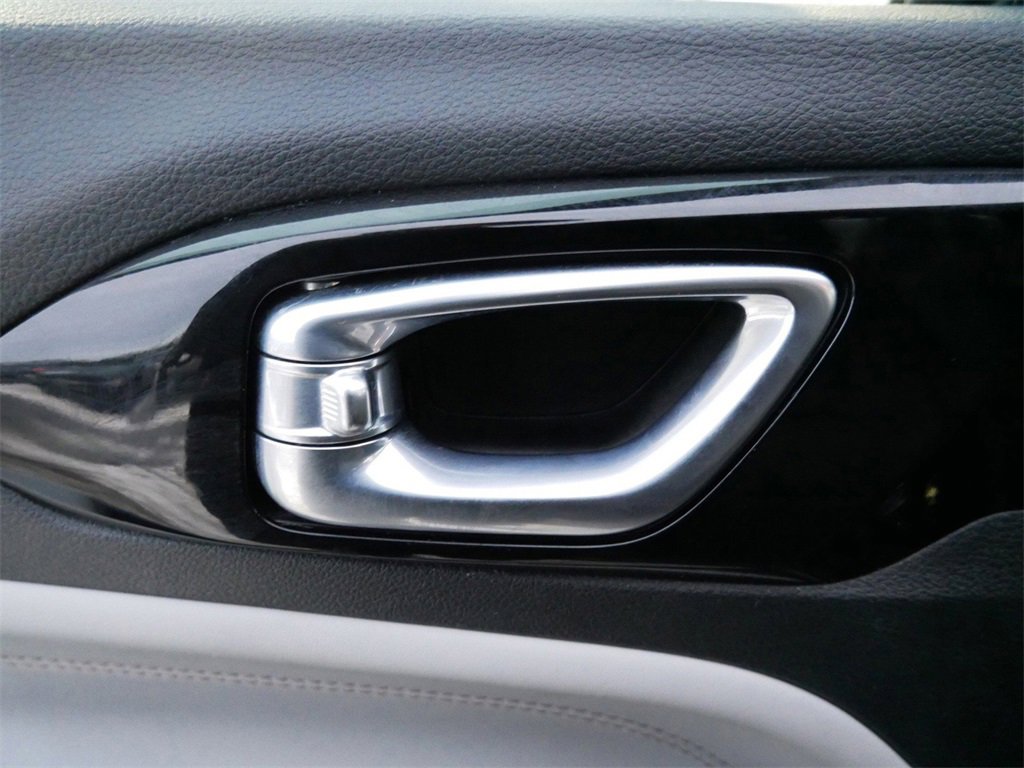 Used 2024 Jeep Compass Limited image 14