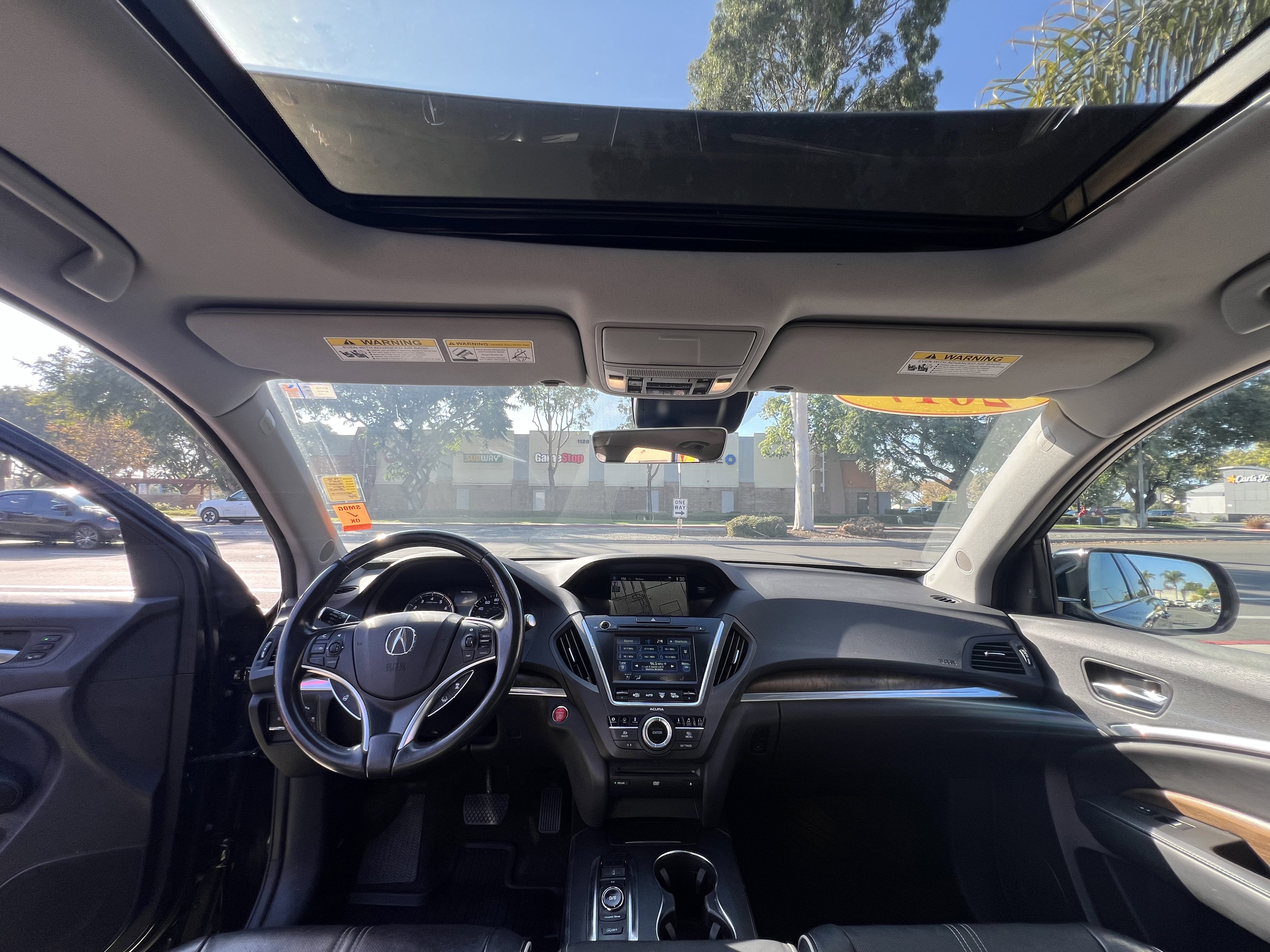 Used 2017 Acura MDX SH-AWD image 18