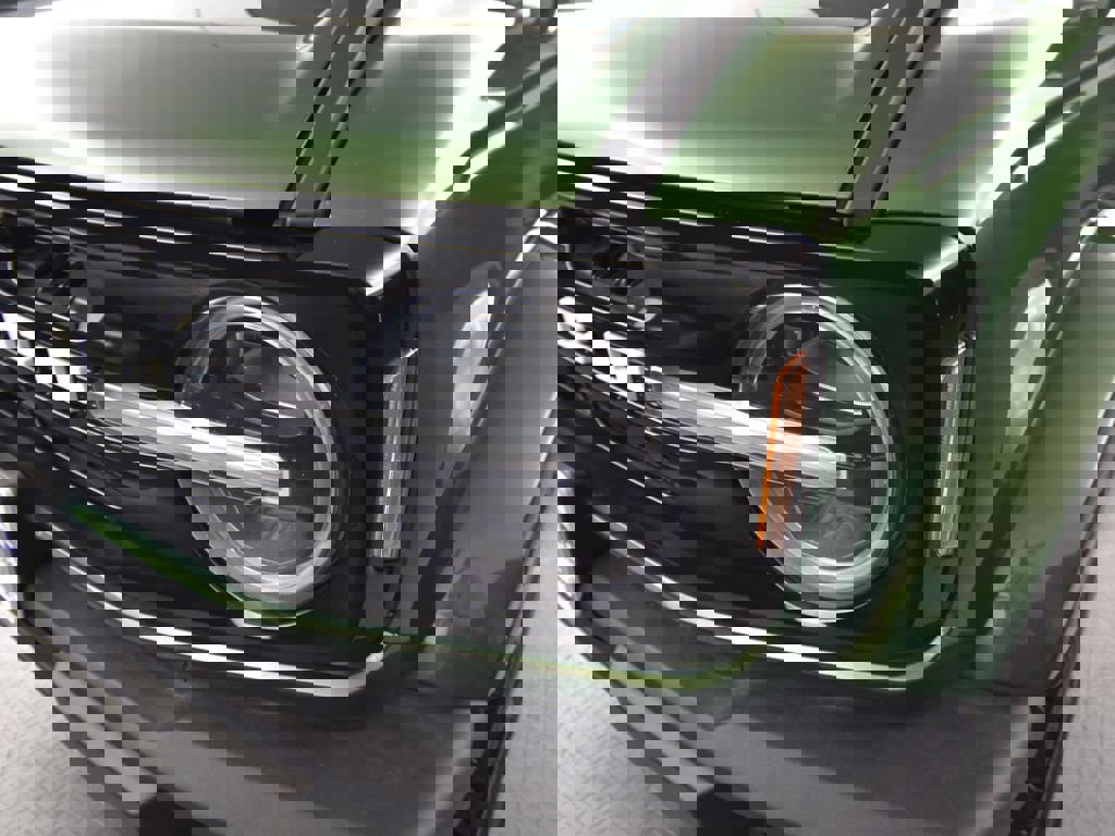 Used 2023 Ford Bronco Outer Banks image 11