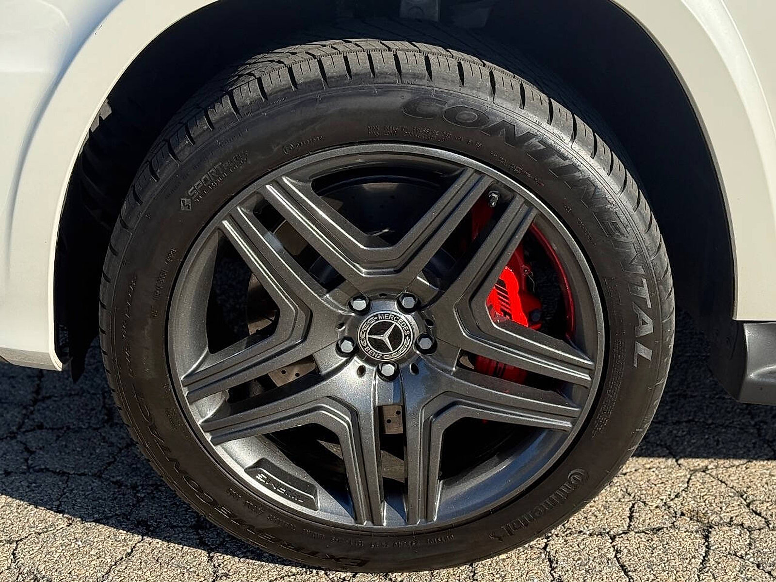 Used 2014 Mercedes-Benz GL 63 AMG 4MATIC image 15