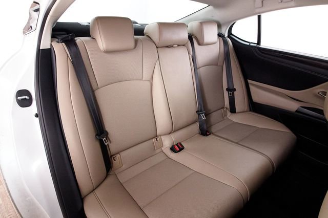 Used 2019 Lexus ES 350 w/ Premium Package image 22