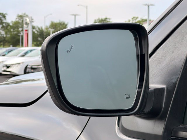 Used 2022 Nissan Frontier SV AWD/4WD image 10