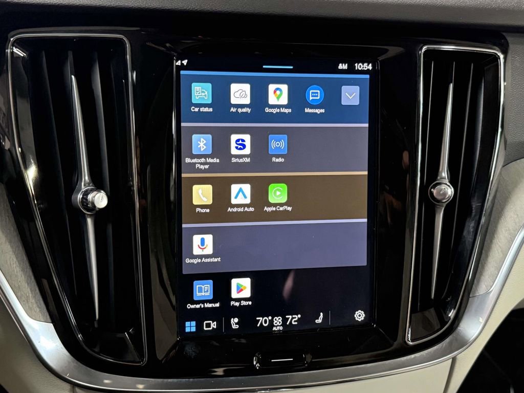 Used 2025 Volvo S60 T8 Plus image 6