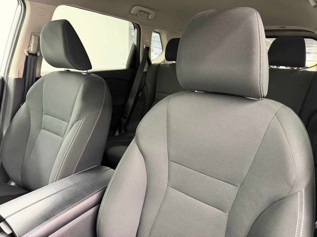 Used 2024 Nissan Rogue S FWD image 23