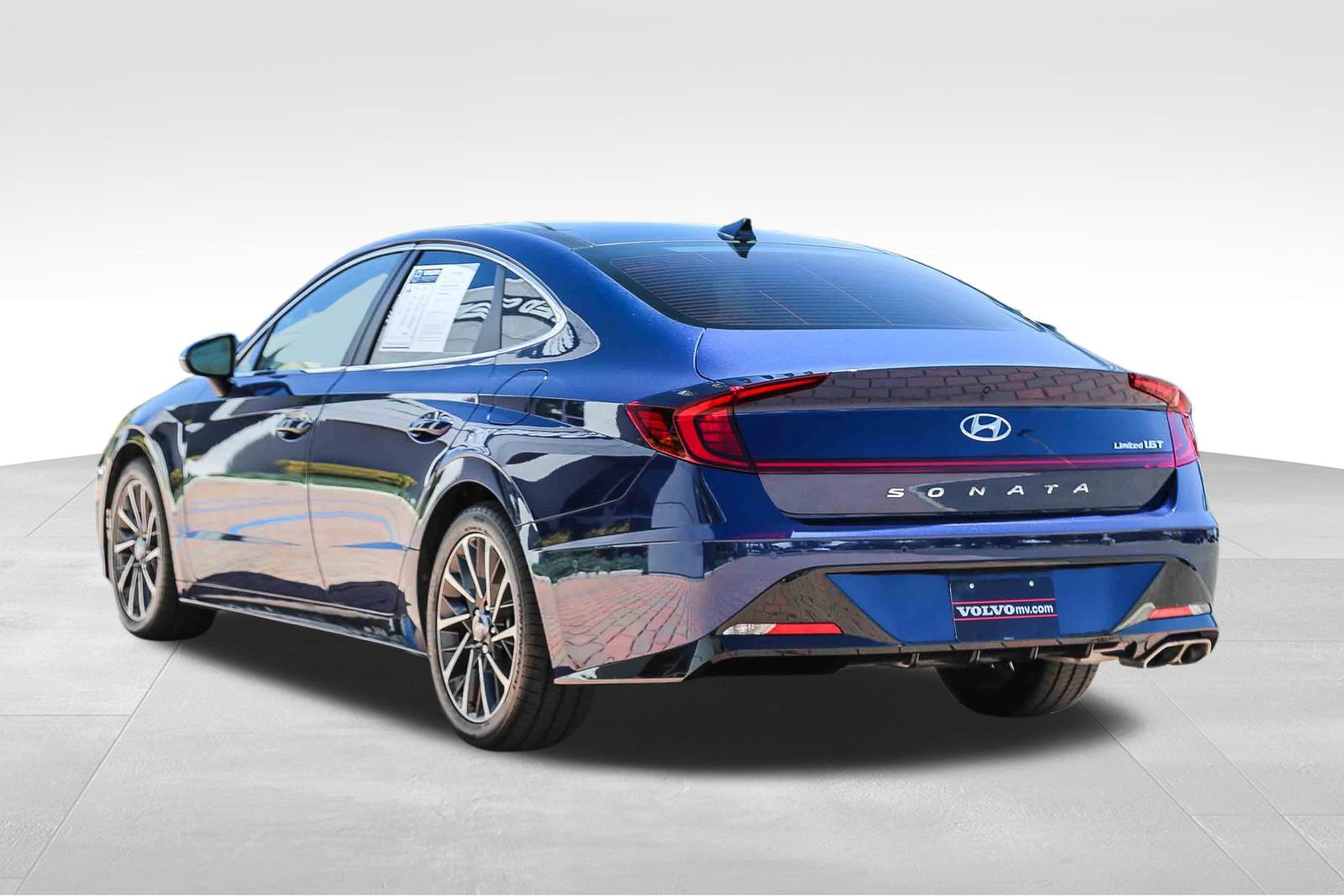 Used 2021 Hyundai Sonata Limited w/ Cargo Package FWD image 4