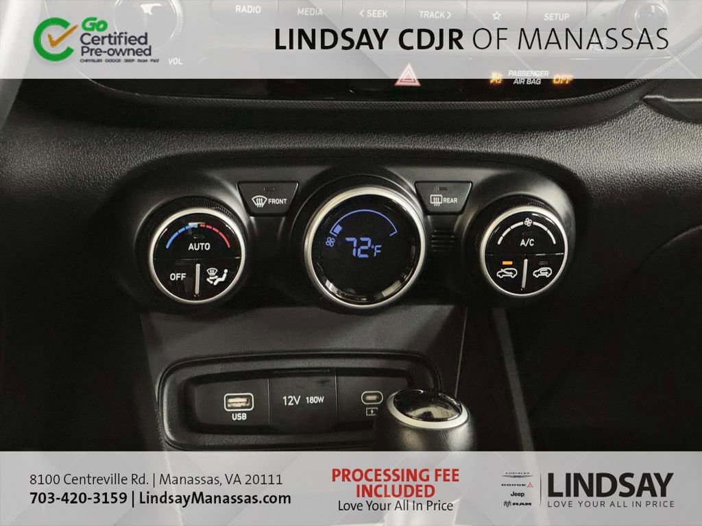 Used 2023 Hyundai Venue SEL w/ Cargo Package FWD image 26
