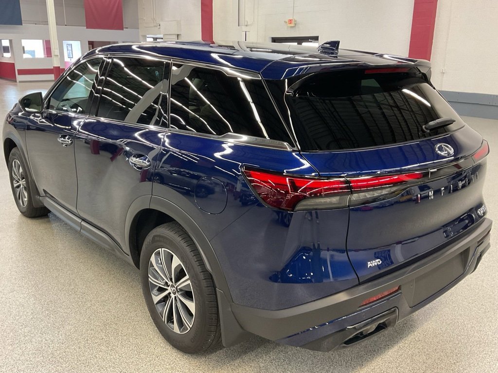 Used 2025 INFINITI QX60 Pure image 7