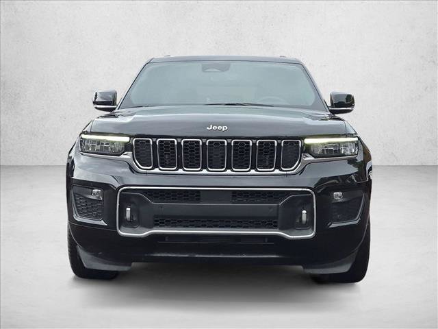 Used 2023 Jeep Grand Cherokee Overland AWD/4WD image 2