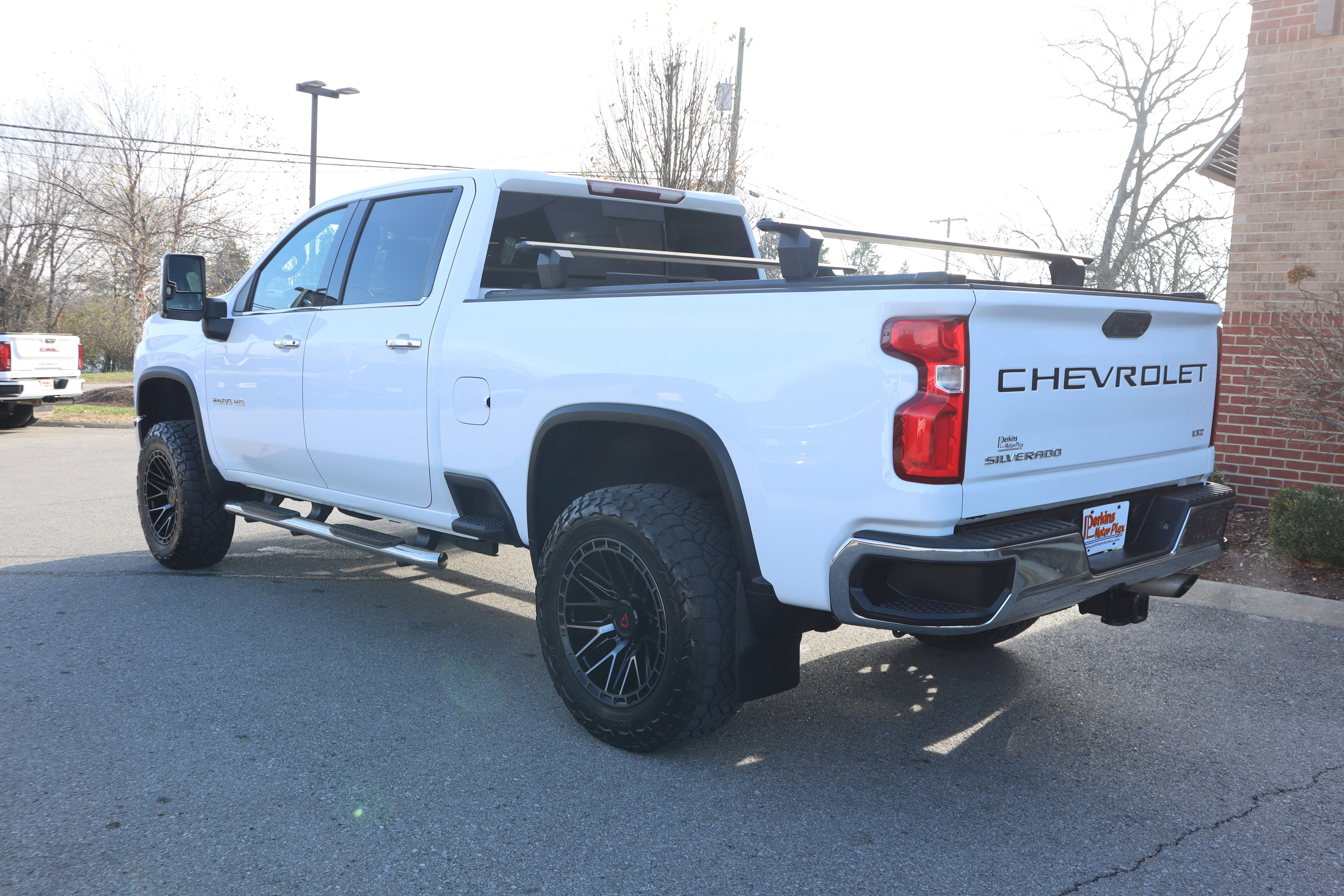 Used 2021 Chevrolet Silverado 2500 LTZ w/ LTZ Convenience Package image 10