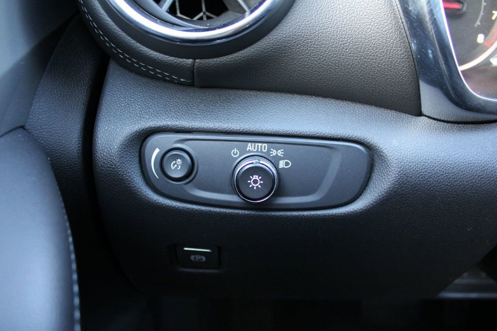 Used 2021 Chevrolet Blazer LT image 30