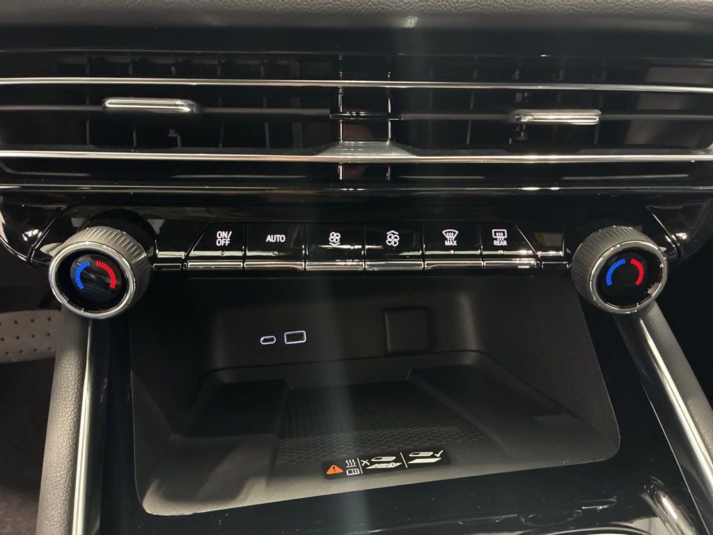 New 2026 Chevrolet Traverse High Country image 30