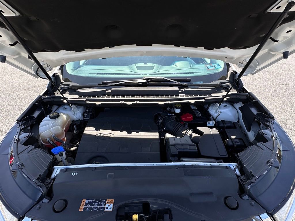 Used 2018 Ford Edge SEL w/ Equipment Group 201A image 39