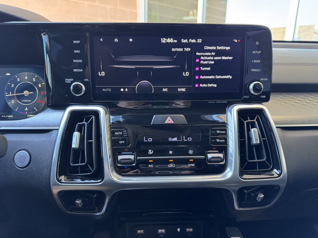 Used 2023 Kia Sorento SX FWD image 26