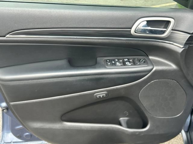 Used 2021 Jeep Grand Cherokee Limited AWD/4WD image 20
