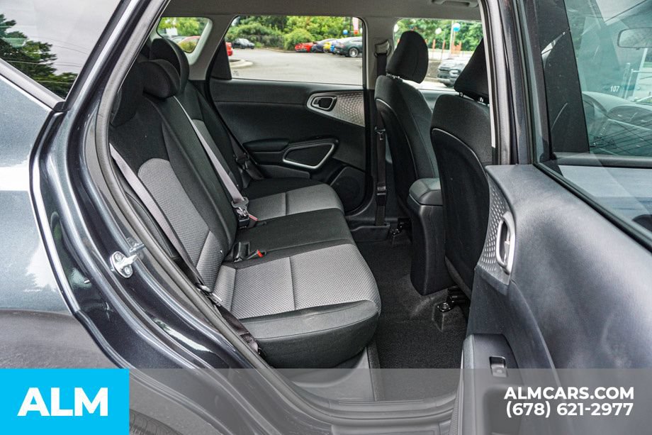 Used 2025 Kia Soul LX w/ LX Technology Package FWD image 22