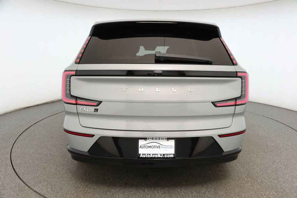 Used 2025 Volvo EX90 Plus image 5