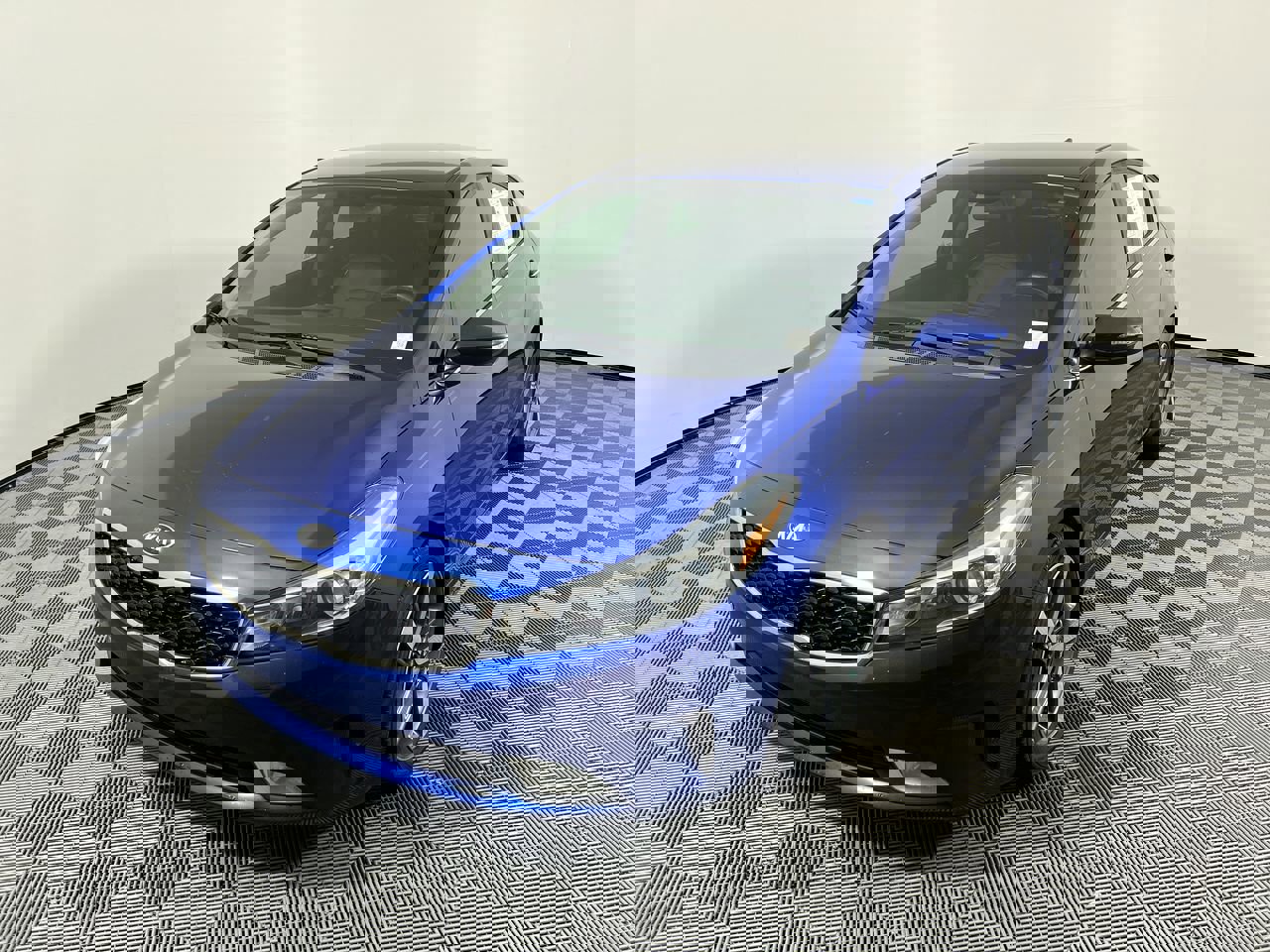 Used 2017 Kia Forte EX image 9