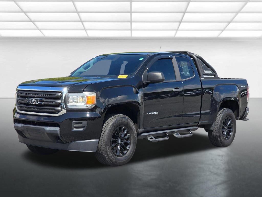 Used 2017 GMC Canyon 4x4 Extended Cab image 2