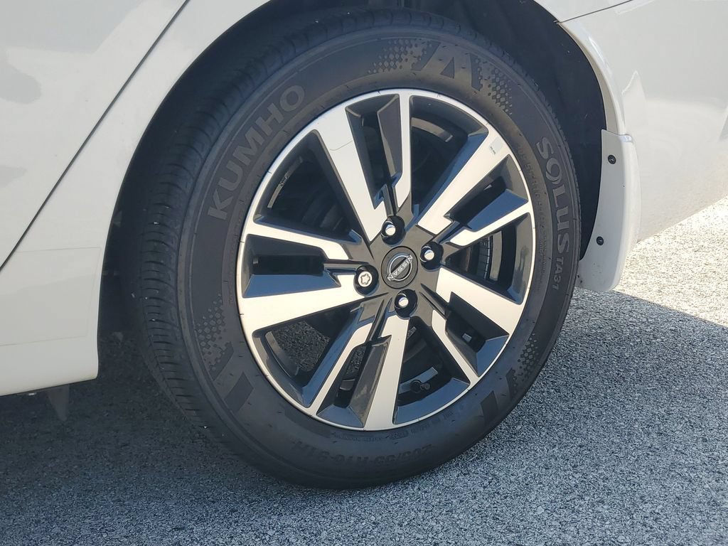 Used 2025 Nissan Versa S w/ S Plus Package FWD image 5
