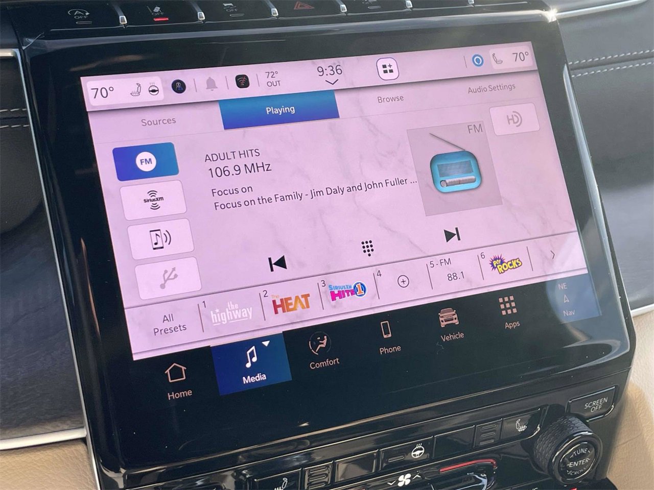 New 2025 Jeep Grand Cherokee L Limited w/ Black Appearance Package image 17