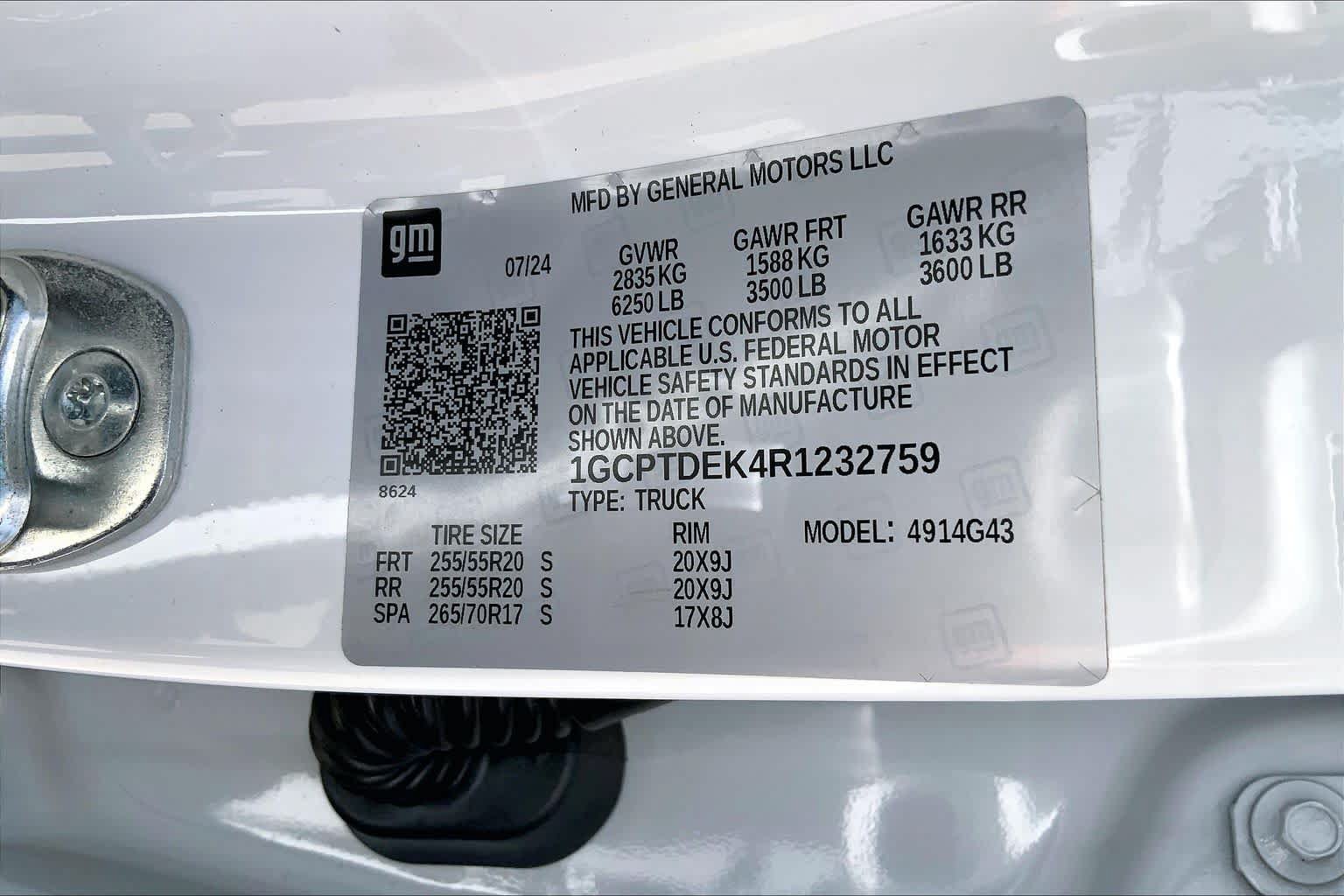 Used 2024 Chevrolet Colorado Z71 w/ Z71 Convenience Package 2 AWD/4WD image 37