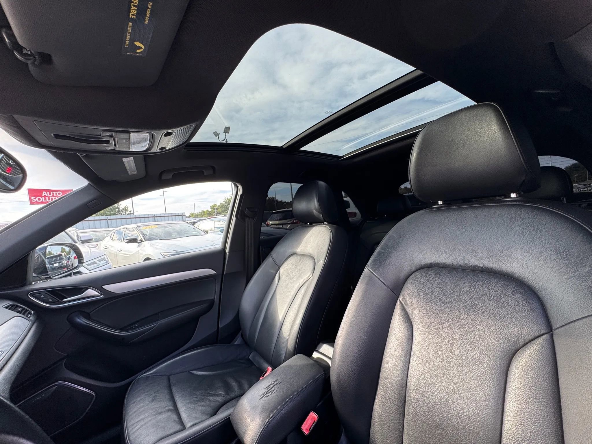 Used 2015 Audi Q3 2.0T Prestige w/ Prestige Package image 14