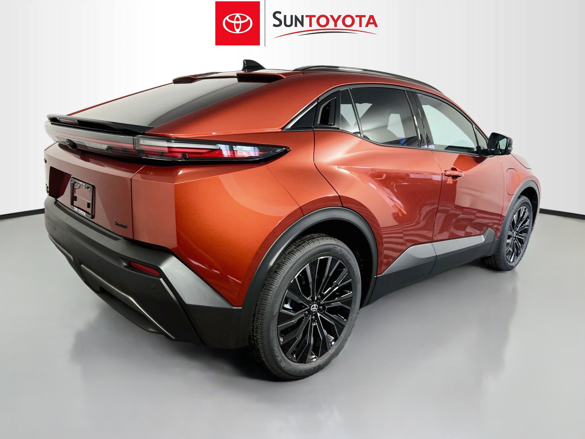 New 2026 Toyota C-HR AWD/4WD image 4