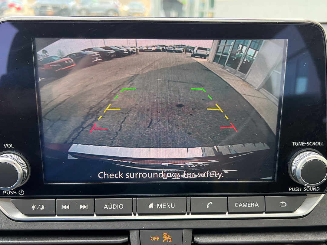 Used 2023 Nissan Altima 2.5 SV image 17