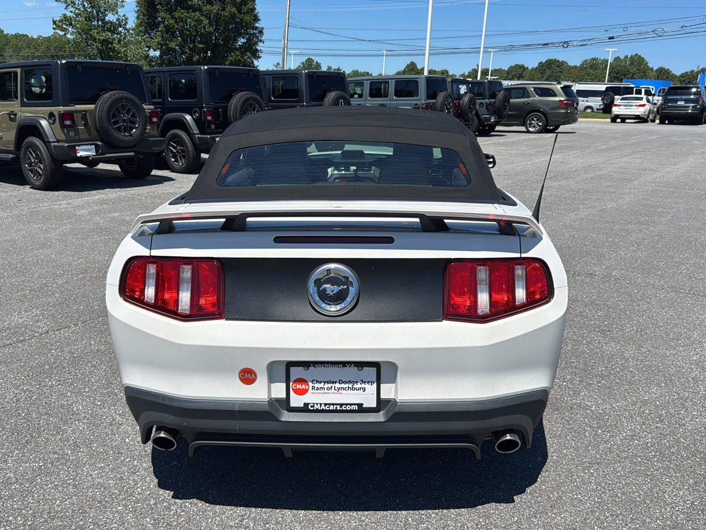 Used 2011 Ford Mustang GT Premium w/ Electronics Pkg RWD image 4