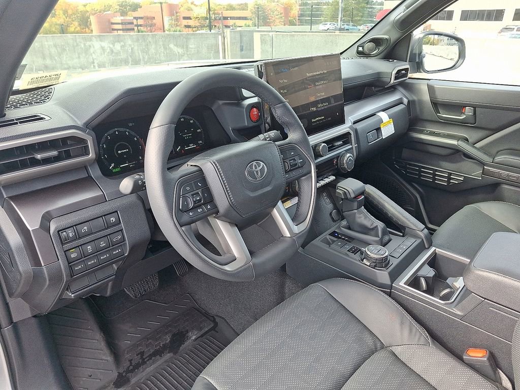 Used 2025 Toyota 4Runner TRD Off-Road Premium image 4