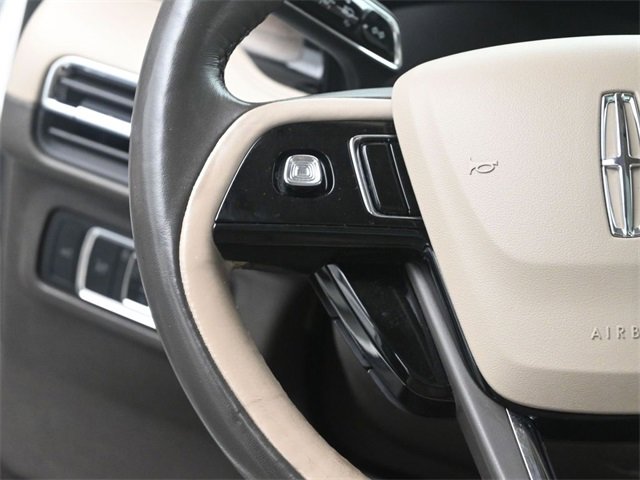 Used 2022 Lincoln Corsair Reserve w/ Equipment Group 201A image 30