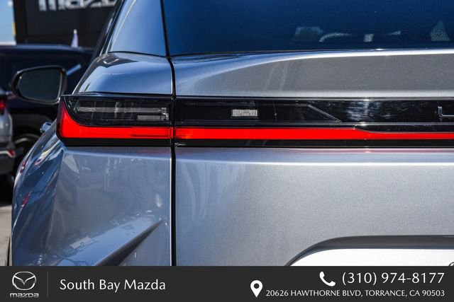 Used 2024 Lexus RZ 300e Premium w/ Accessory Package (Z1) image 9