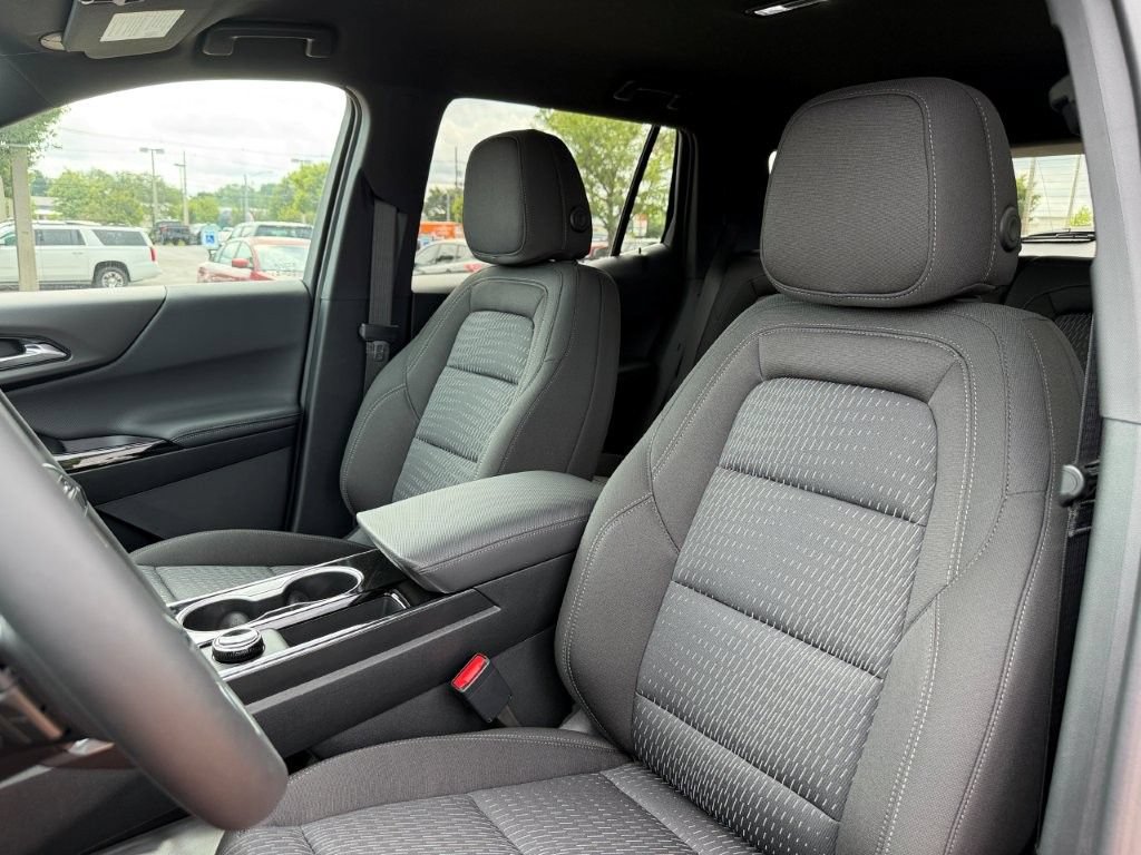 New 2027 Chevrolet Equinox LT FWD image 12