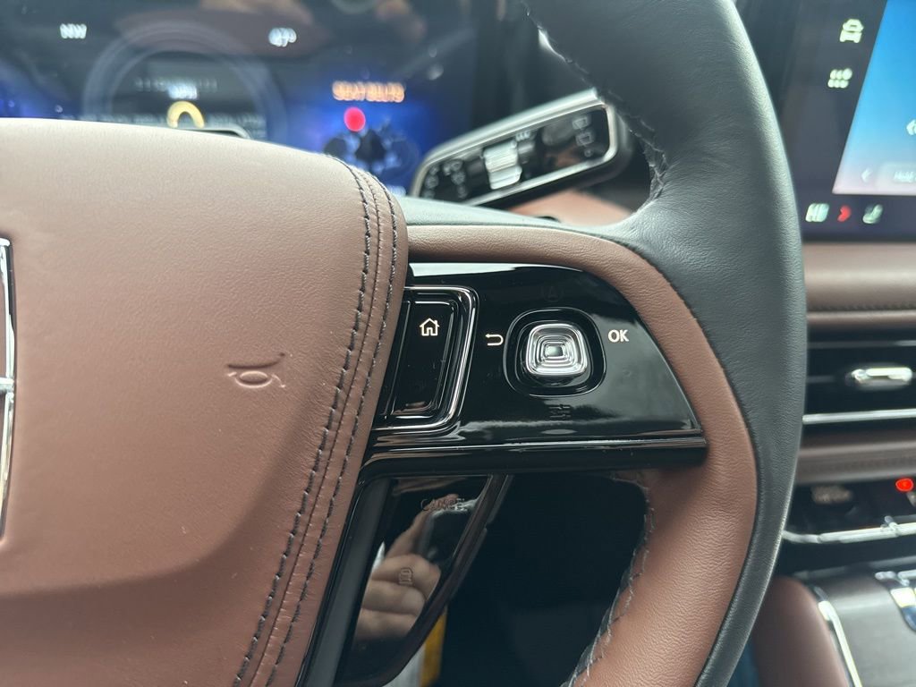 New 2026 Lincoln Aviator Reserve w/ Jet Appearance Package image 19