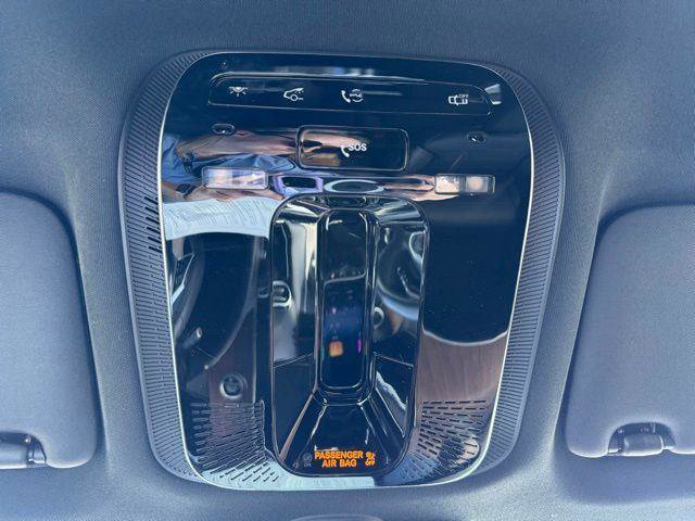 Certified 2025 Mercedes-Benz GLC 300 image 14