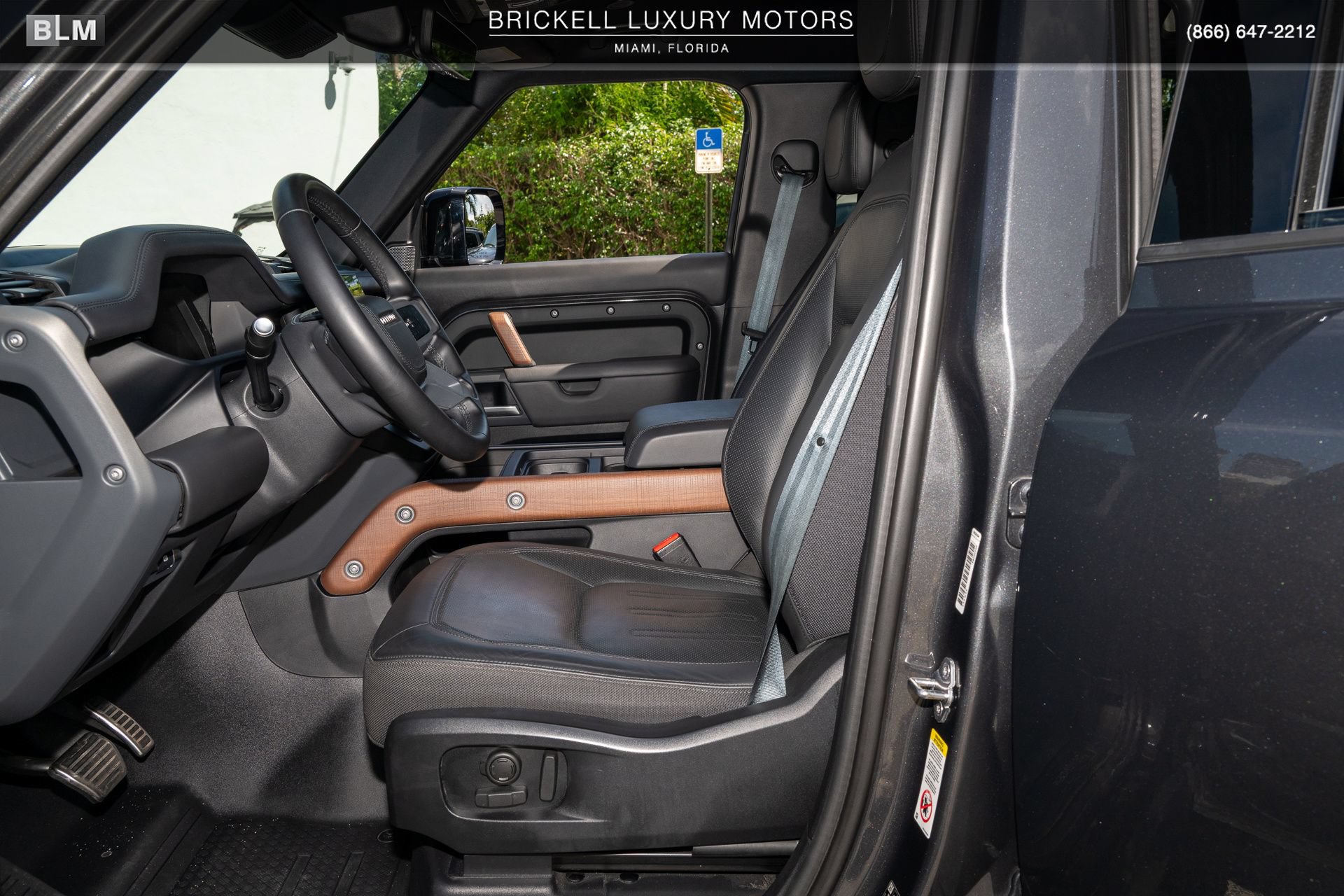 Used 2024 Land Rover Defender 110 X AWD/4WD image 20