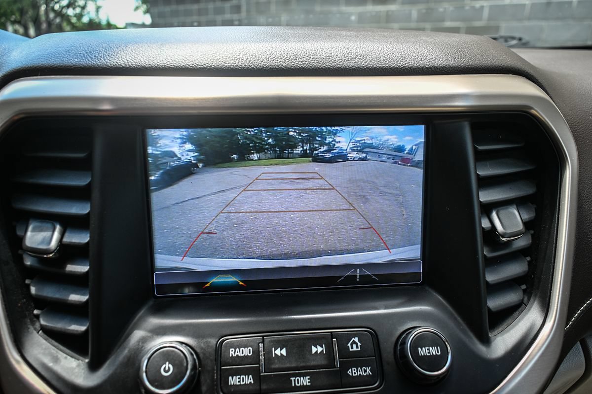 Used 2018 GMC Acadia Denali AWD/4WD image 11