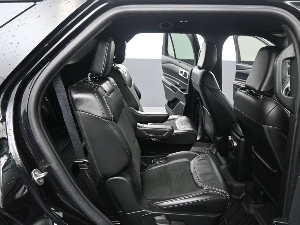 Used 2022 Ford Explorer ST AWD/4WD image 34