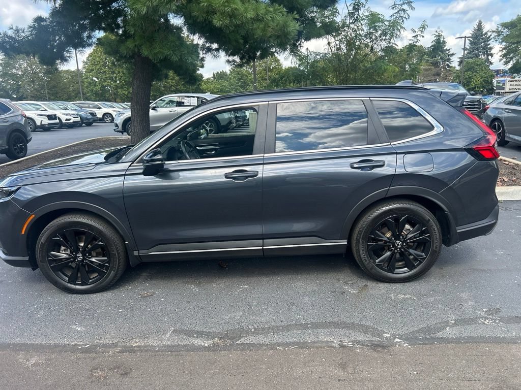 Used 2024 Honda CR-V Sport Touring image 8