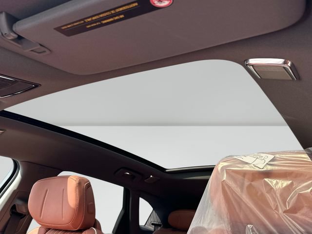 New 2027 Cadillac Optiq Premium Luxury w/ LPO, Floor Liner Package AWD/4WD image 9