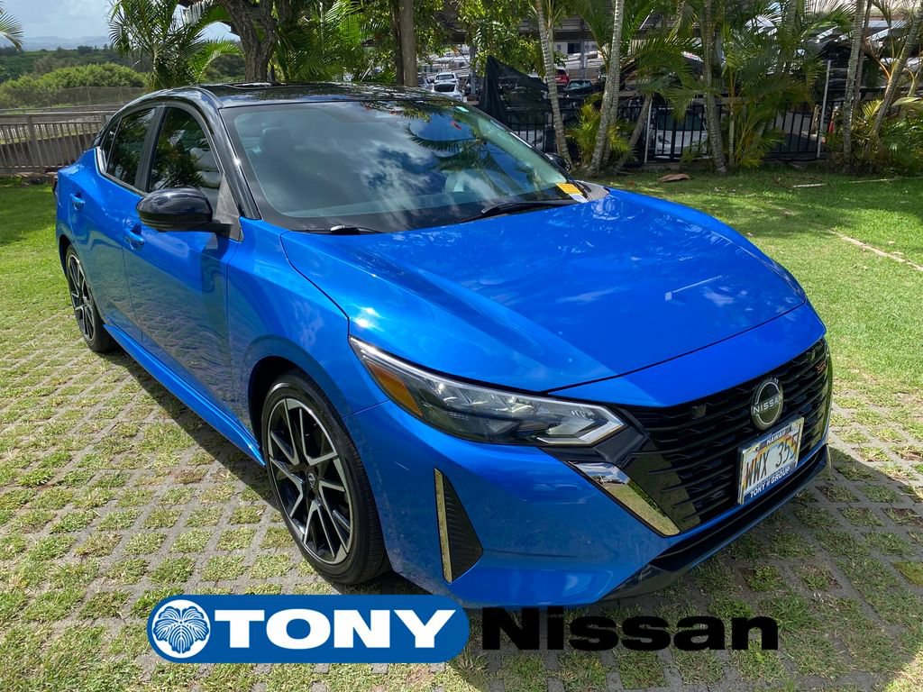 Used 2024 Nissan Sentra SR w/ SR Premium Package FWD image 1