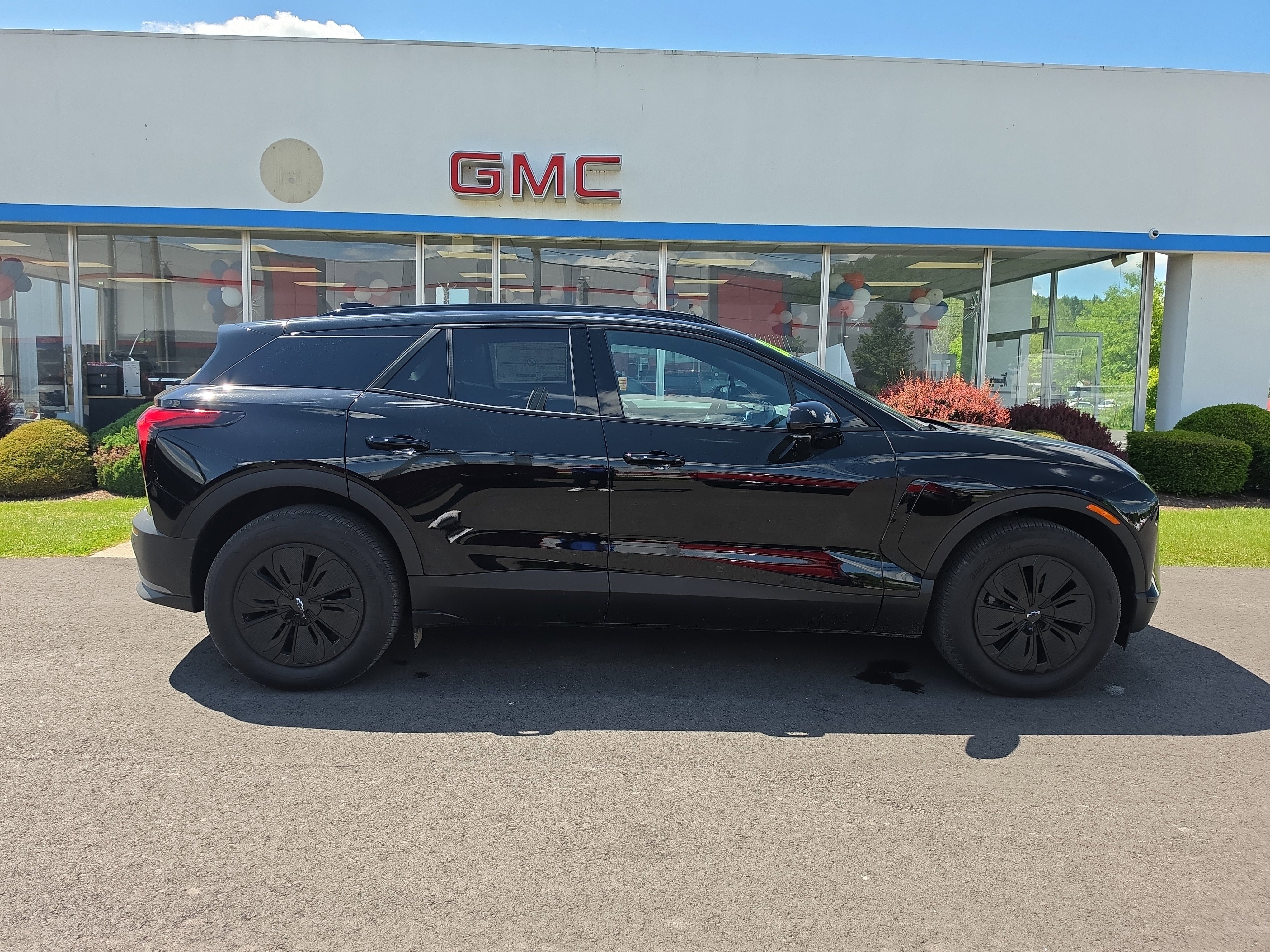 New 2025 Chevrolet Blazer EV LT AWD/4WD video 2