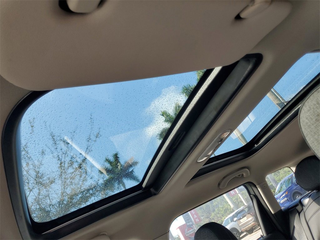 Used 2020 MINI Cooper Clubman S image 19