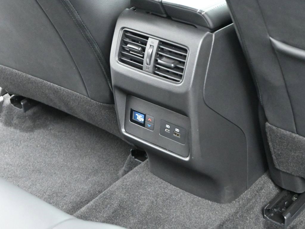 Used 2023 Nissan Rogue SL w/ SL Premium Package image 24